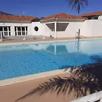 Apartmán Bel Avec Piscine- *